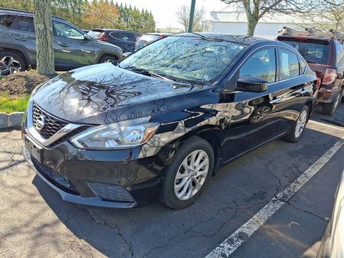 Used 2019 Nissan Sentra SV image 3