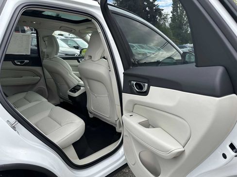 New 2025 Volvo XC60 B5 Ultra w/ Protection Package Premier image 13