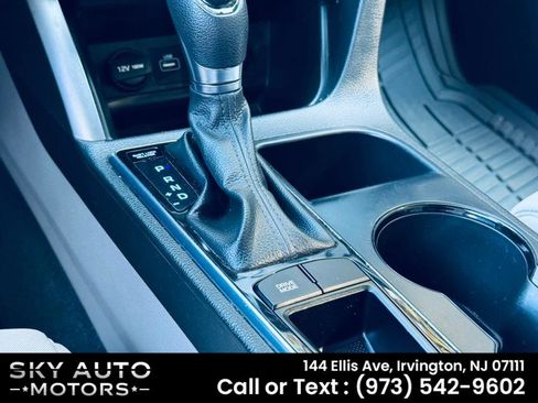 Used 2016 Hyundai Sonata SE image 16