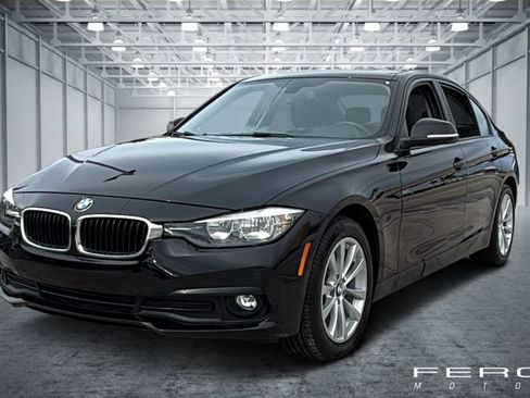 Used 2017 BMW 320i Sedan RWD image 1