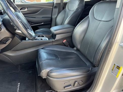 Used 2019 Hyundai Santa Fe FWD image 22