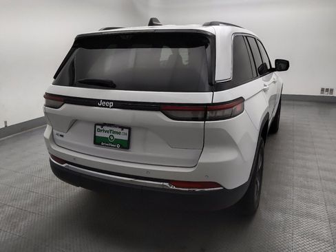 Used 2022 Jeep Grand Cherokee Limited 4xe w/ Luxury Tech Group II AWD/4WD image 9