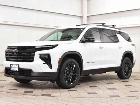 New 2026 Chevrolet Traverse LT w/ Midnight/Sport Edition image 3