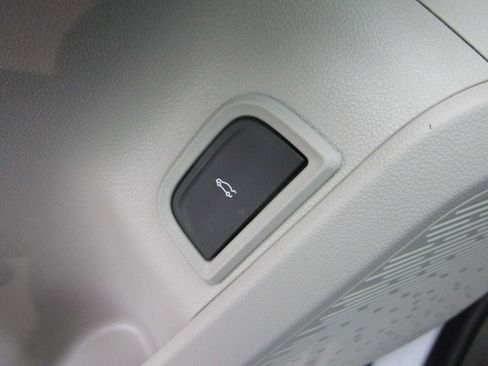 New 2026 GMC Terrain Denali AWD/4WD image 34
