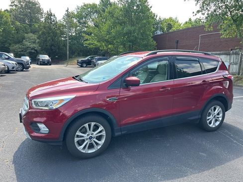 Used 2018 Ford Escape SEL AWD/4WD image 7