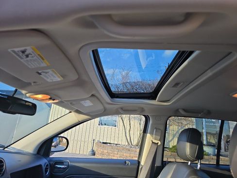 Used 2017 Jeep Compass High Altitude image 19