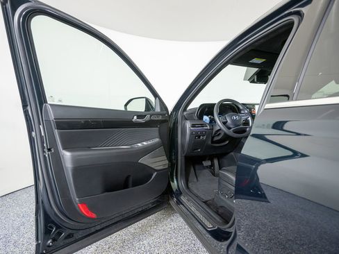 Used 2024 Hyundai Palisade Calligraphy AWD/4WD image 9