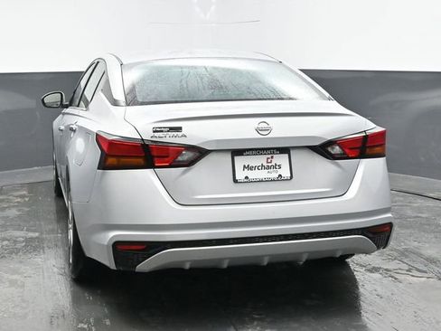 Used 2021 Nissan Altima 2.5 S image 5