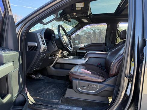 Used 2017 Ford F350 Platinum w/ Platinum Ultimate Package AWD/4WD image 20