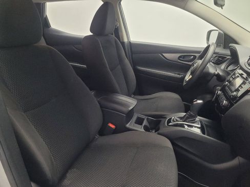 Used 2018 Nissan Rogue Sport S w/ S Appearance Package image 21