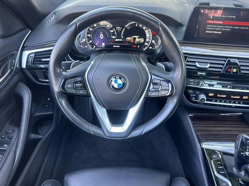 Used 2019 BMW 530e RWD image 29