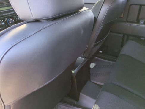 Used 2010 Toyota FJ Cruiser 4WD image 18