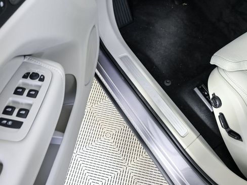 New 2026 Volvo XC60 B5 Ultra w/ Climate Package AWD/4WD image 8
