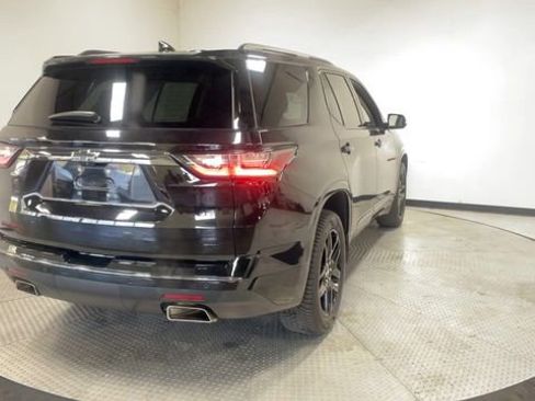 Used 2019 Chevrolet Traverse Premier w/ Redline Edition image 9