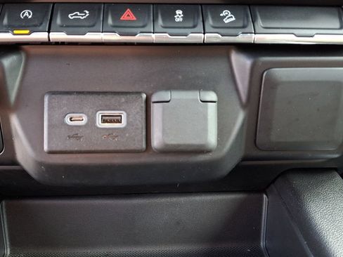 Used 2019 Chevrolet Silverado 1500 RST w/ All-Star Edition AWD/4WD image 24