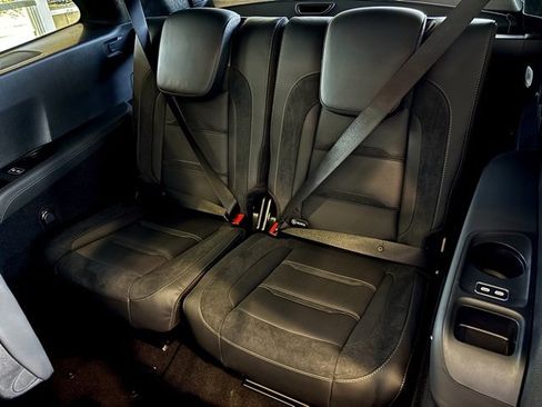 New 2025 Mercedes-Benz GLS 63 AMG 4MATIC image 26