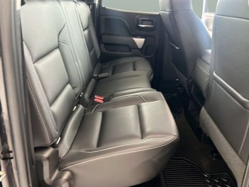 Used 2018 Chevrolet Silverado 1500 LT w/ Midnight Edition AWD/4WD image 20