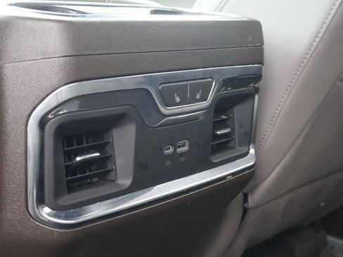 Used 2023 Chevrolet Silverado 1500 LTZ w/ LTZ Premium Package image 38