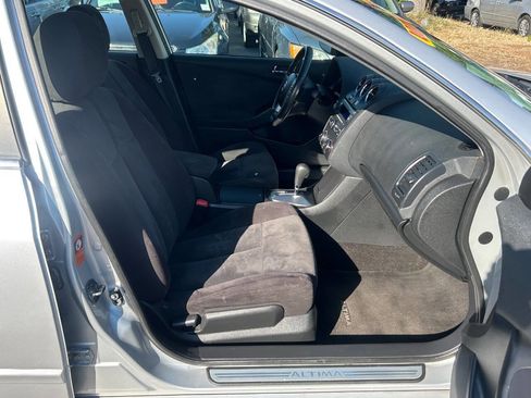 Used 2008 Nissan Altima 2.5 S w/ Emergency Aid Pkg FWD image 17
