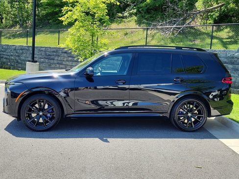 Used 2024 BMW X7 M60i w/ Executive Package AWD/4WD image 6