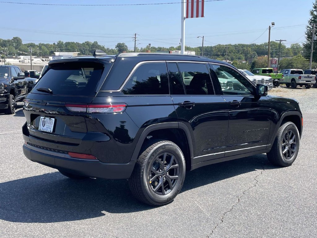 New 2027 Jeep Grand Cherokee 4WD image 8
