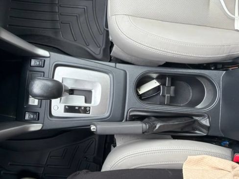 Used 2017 Subaru Forester 2.5i Limited AWD/4WD image 23