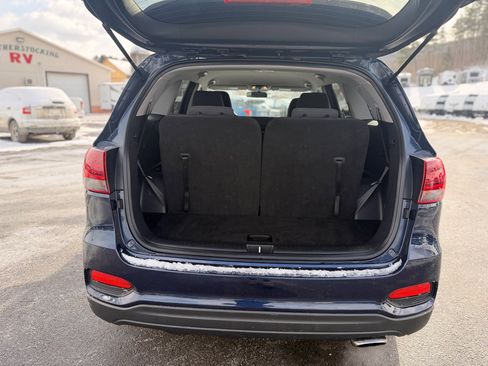 Used 2020 Kia Sorento AWD V6 image 22