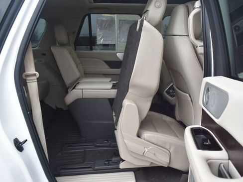 Used 2020 Lincoln Navigator L Reserve w/ Luxury Package image 55