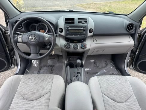 Used 2012 Toyota RAV4 4WD w/ Value Pkg image 21
