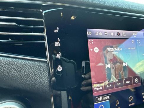 Used 2023 Jeep Wagoneer Base image 34