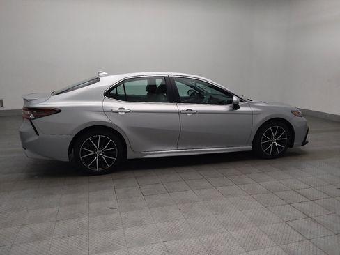 Used 2021 Toyota Camry SE FWD image 10