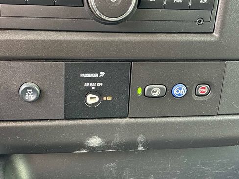 Used 2020 Chevrolet Express 2500 Extended w/ Communications Package RWD image 29