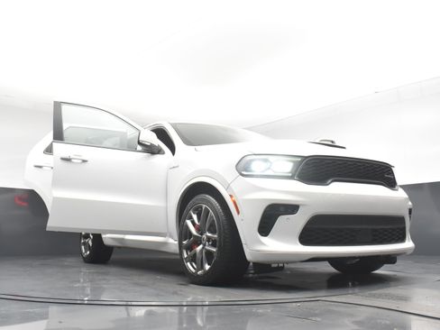 Used 2022 Dodge Durango R/T w/ Tow 'N Go Package image 31