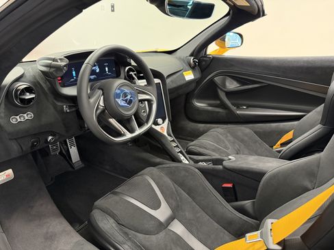 New 2027 McLaren 750S Spider RWD image 17