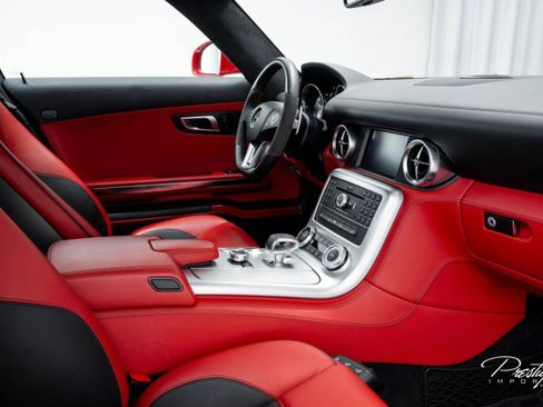 Used 2012 Mercedes-Benz SLS AMG AMG image 45