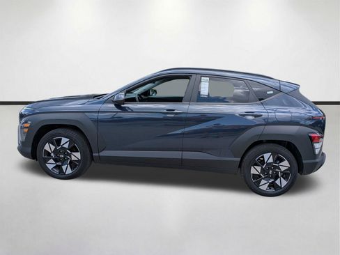 Used 2025 Hyundai Kona SEL FWD image 7