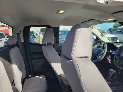 Used 2017 Chevrolet Colorado W/T w/ WT Convenience Package image 27