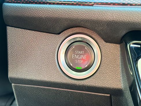 Used 2024 Chevrolet Traverse Z71 image 10