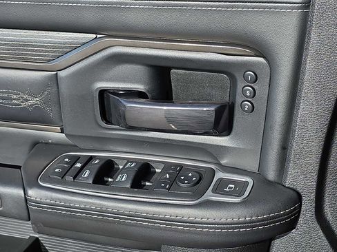 Certified 2022 RAM 2500 Limited w/ Safety Group image 31