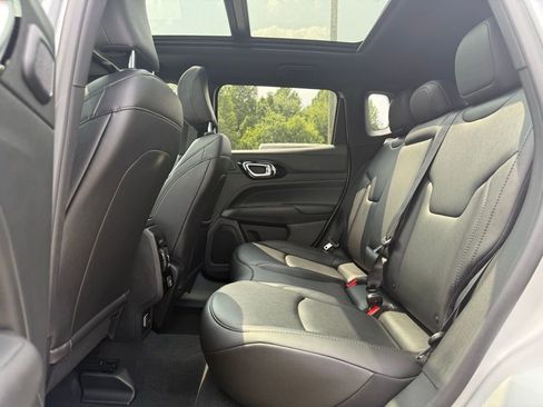 New 2025 Jeep Compass Limited w/ Sun & Sound Group image 9