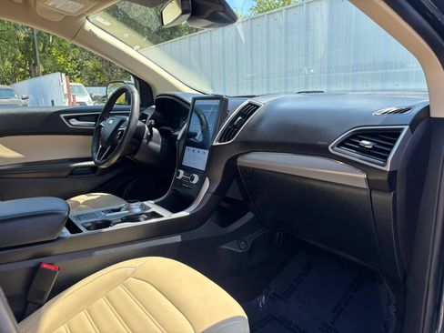 Used 2022 Ford Edge SEL w/ Convenience Package AWD/4WD image 15
