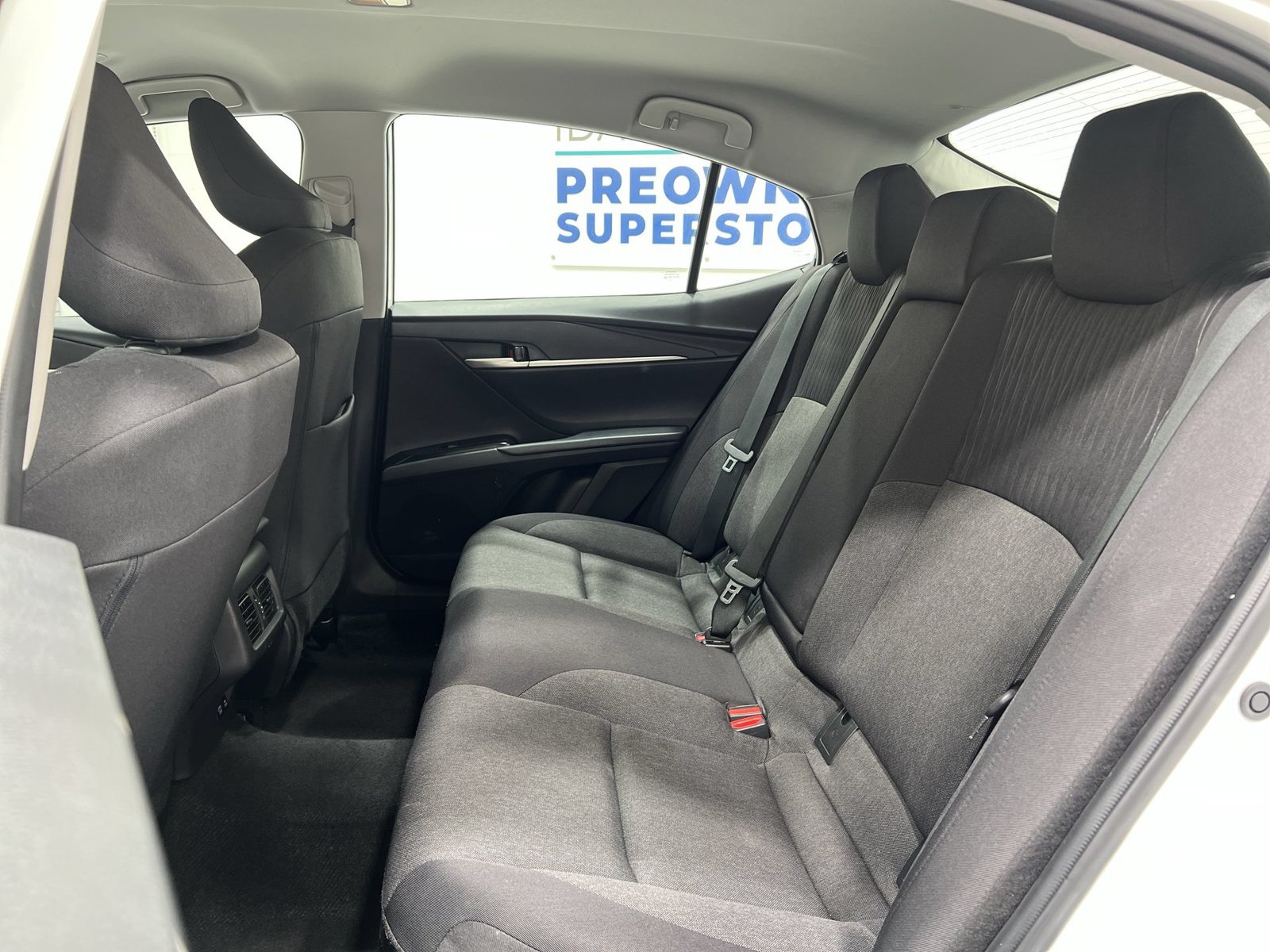 Used 2025 Toyota Camry LE FWD image 21