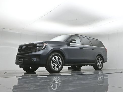 Certified 2025 Ford Expedition Max Active RWD image 51