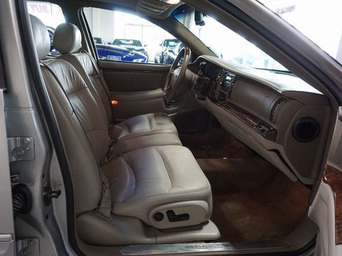 Used 2004 Buick Park Avenue Ultra FWD image 32