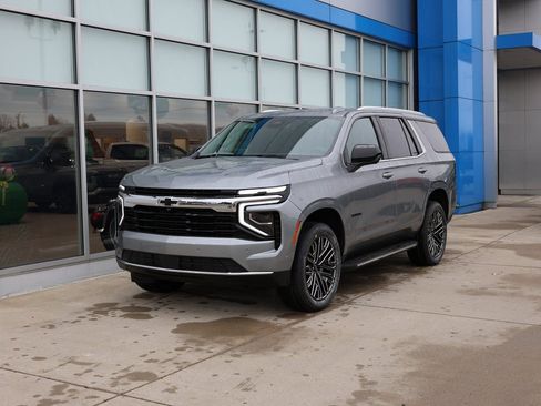 New 2026 Chevrolet Tahoe LS w/ LPO, Dark Essentials Package AWD/4WD image 6