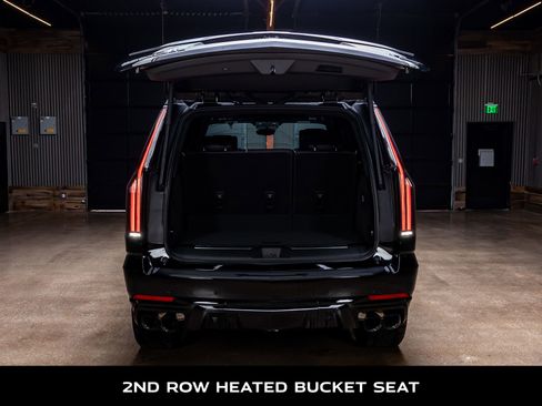 Used 2026 Cadillac Escalade V image 9