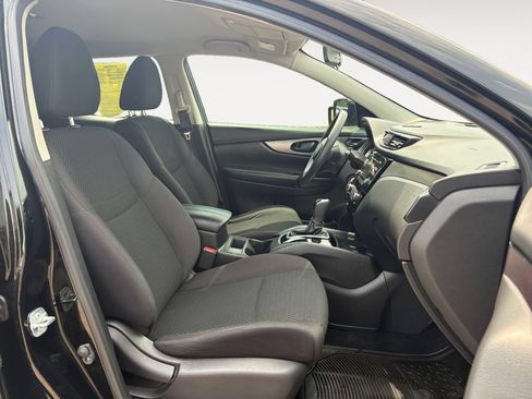 Used 2018 Nissan Rogue Sport S AWD/4WD image 15