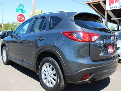 Used 2016 MAZDA CX-5 Touring w/ Bose/Moonroof Package FWD image 4