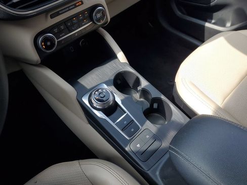 Used 2020 Ford Escape SEL AWD/4WD image 31