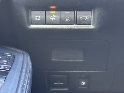 Used 2025 Toyota Grand Highlander AWD Hybrid image 43